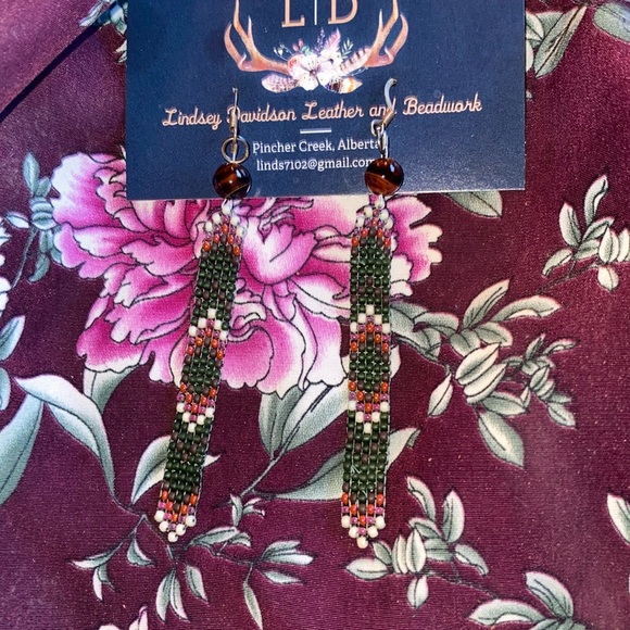 SOLD Handmade Beaded Earrings - Picture 1 of 1